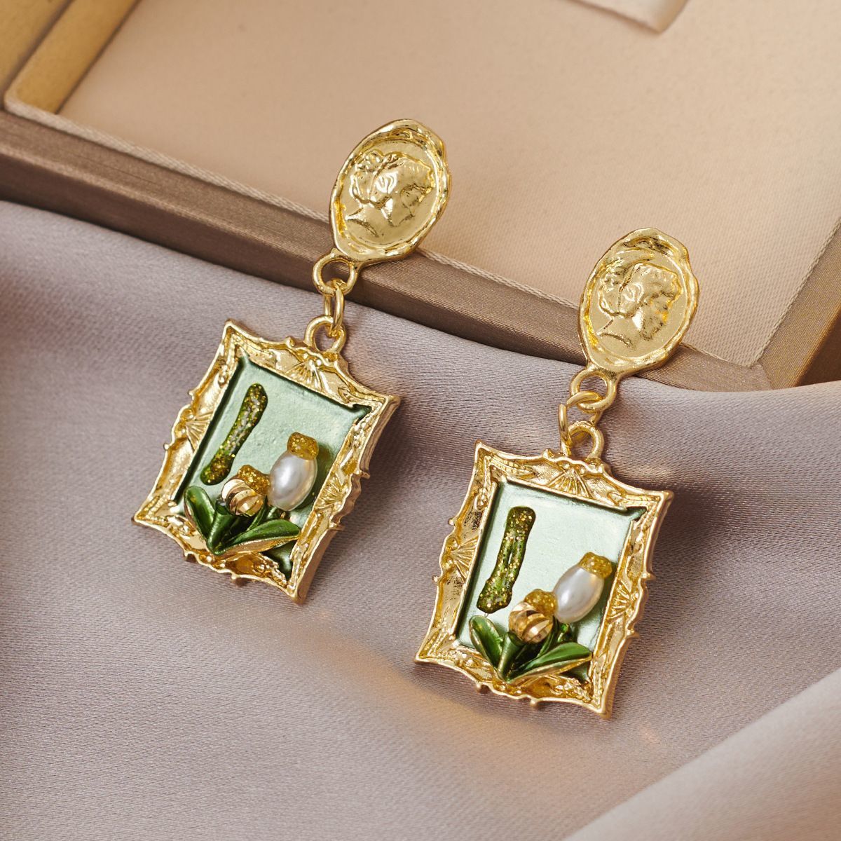 Elegant Pearl Earring for Every Occasion