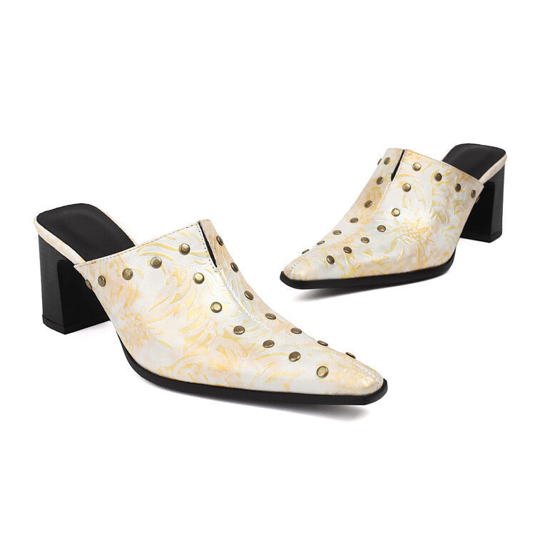 Graceful Orthopedic Sandals for Modern Look