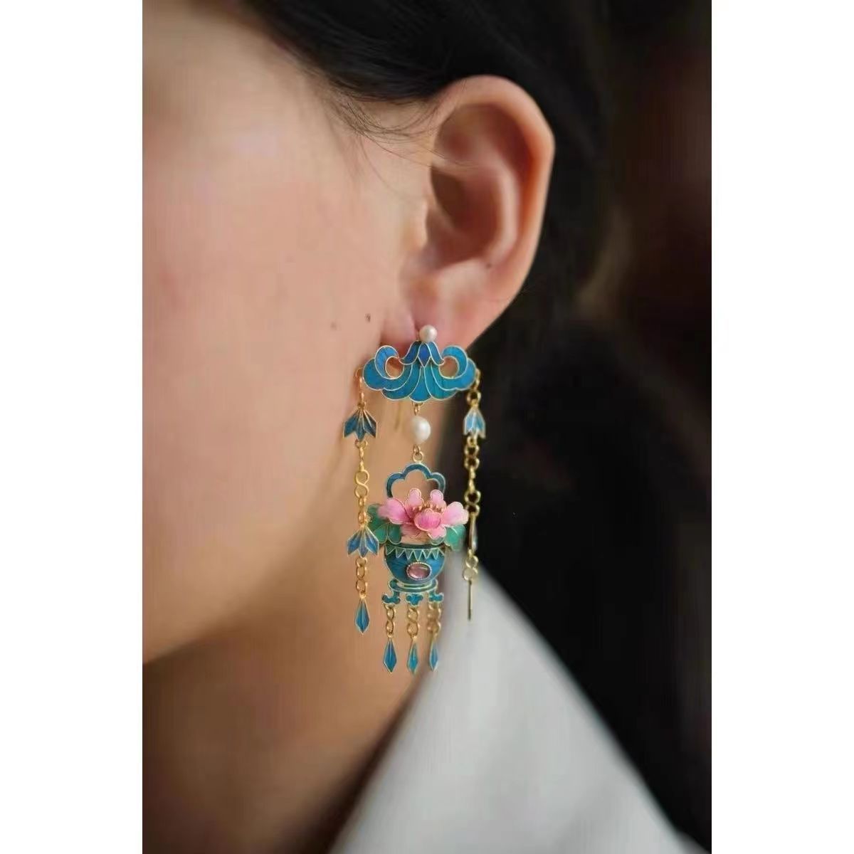 Beautiful Earring with Unique Style