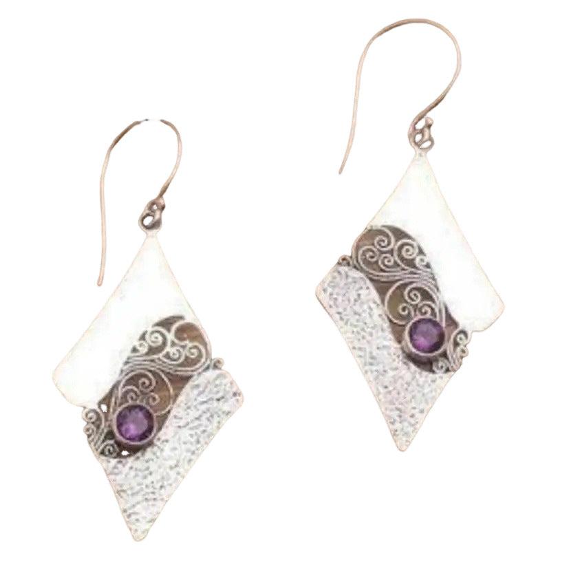 Charming Earring for Any Occasion