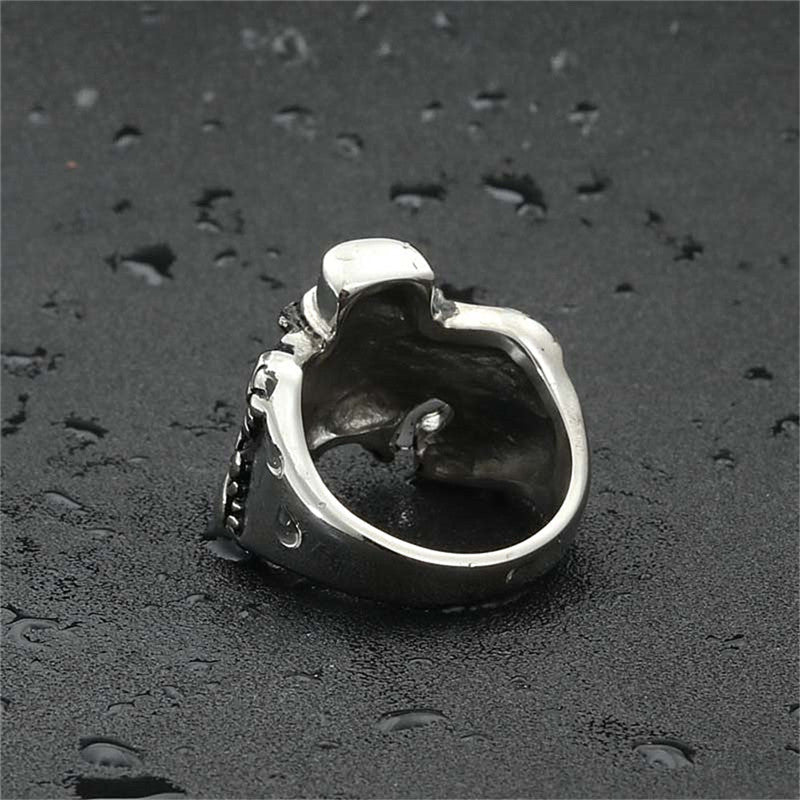 Classic Ring with Timeless Appeal