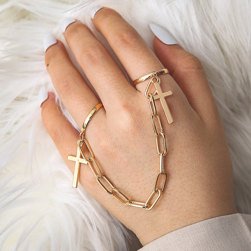 Classic Chain with Timeless Appeal