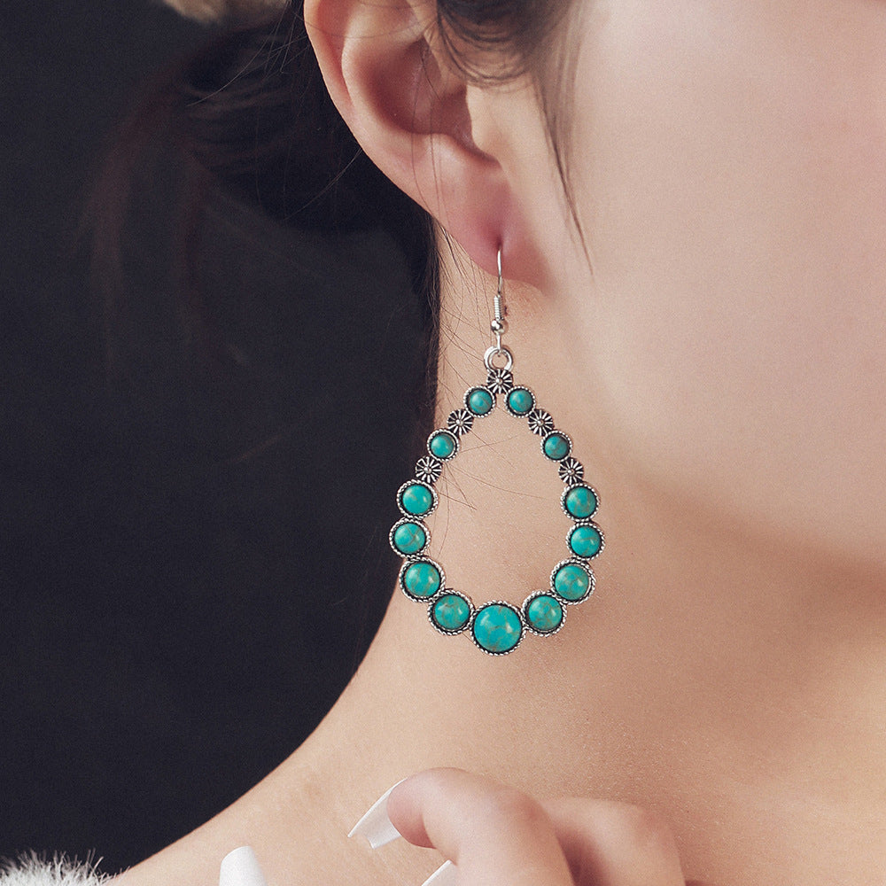 Classic Earring with Timeless Appeal