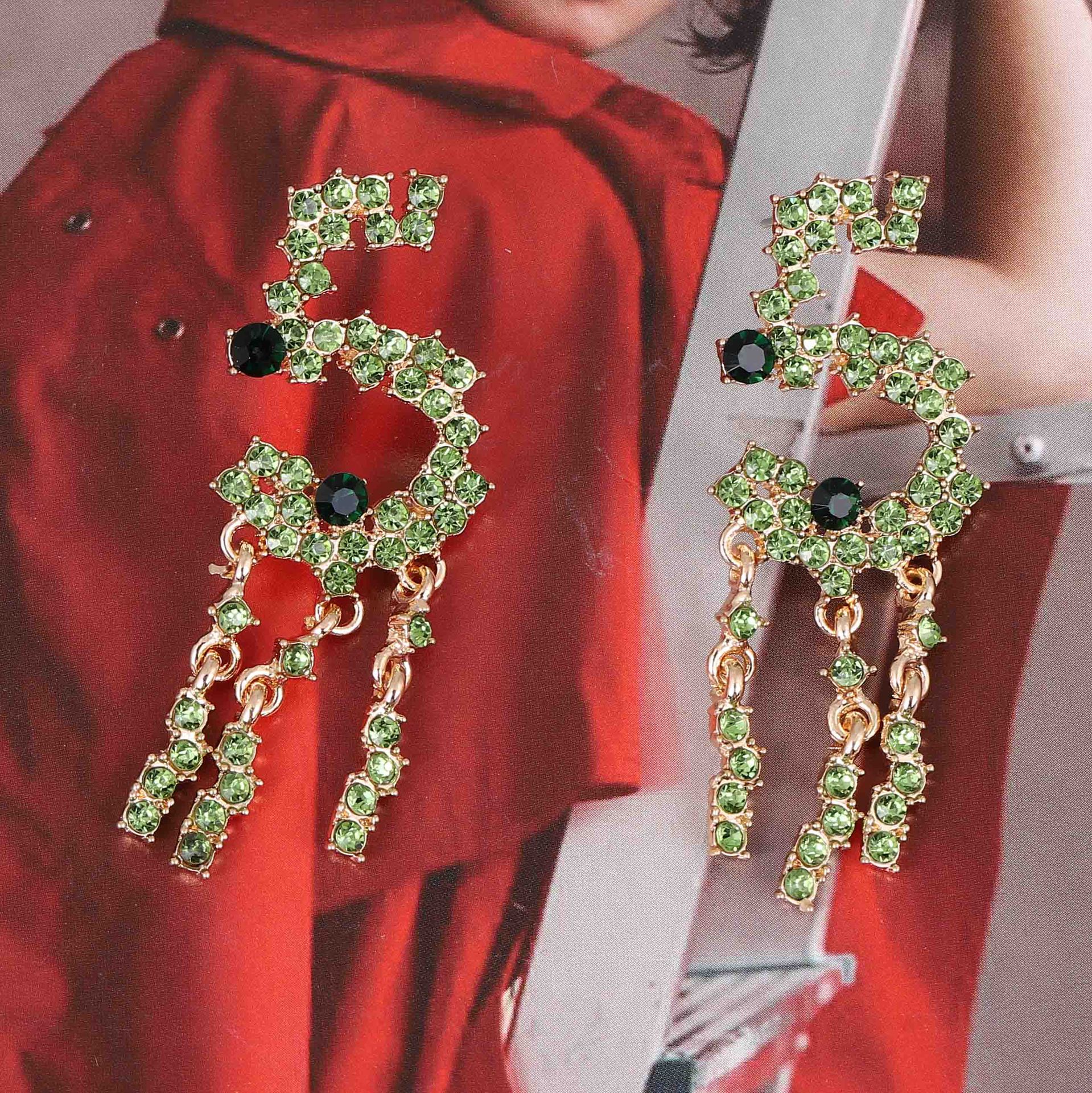 Charming Earring for Any Occasion