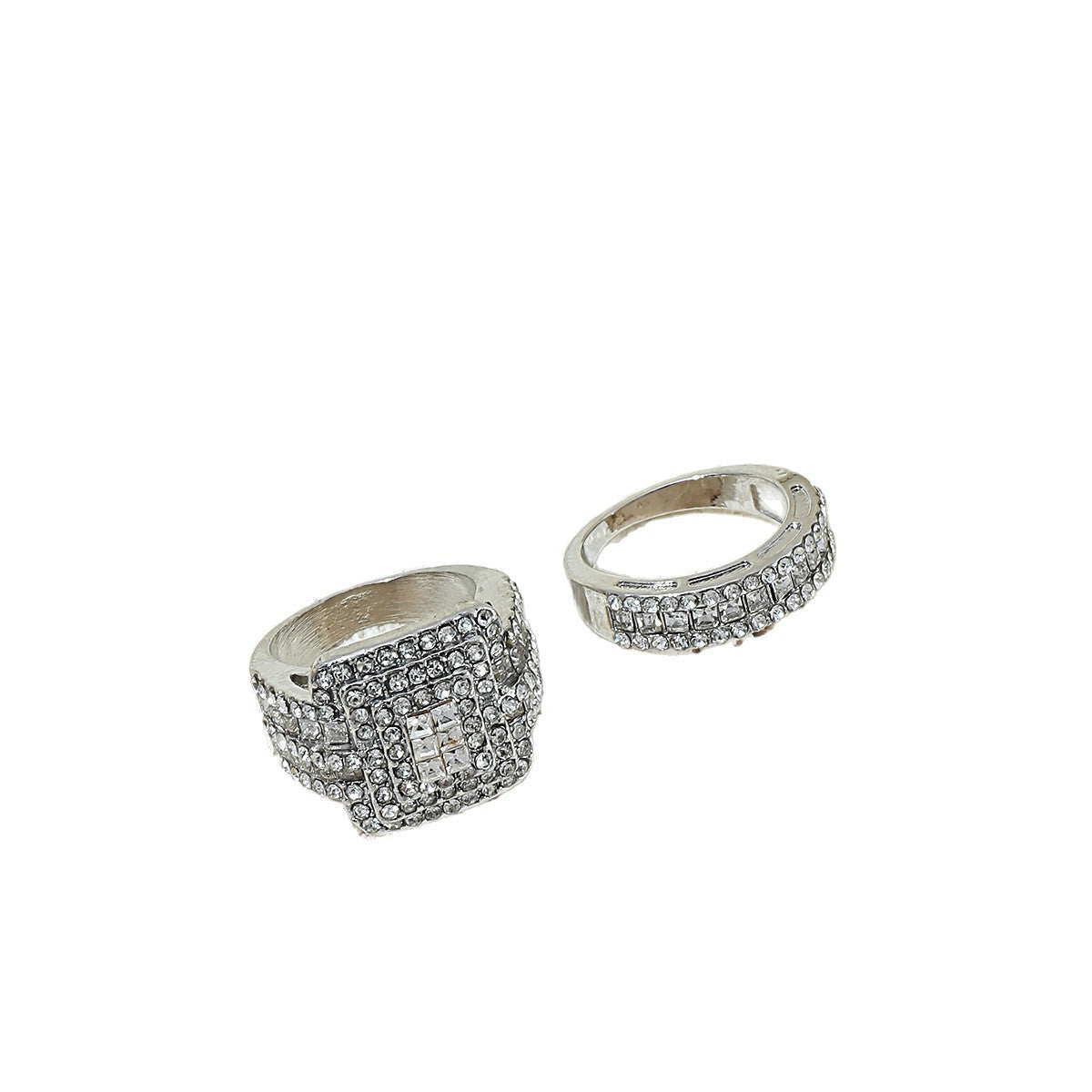 Classic Set with Timeless Appeal