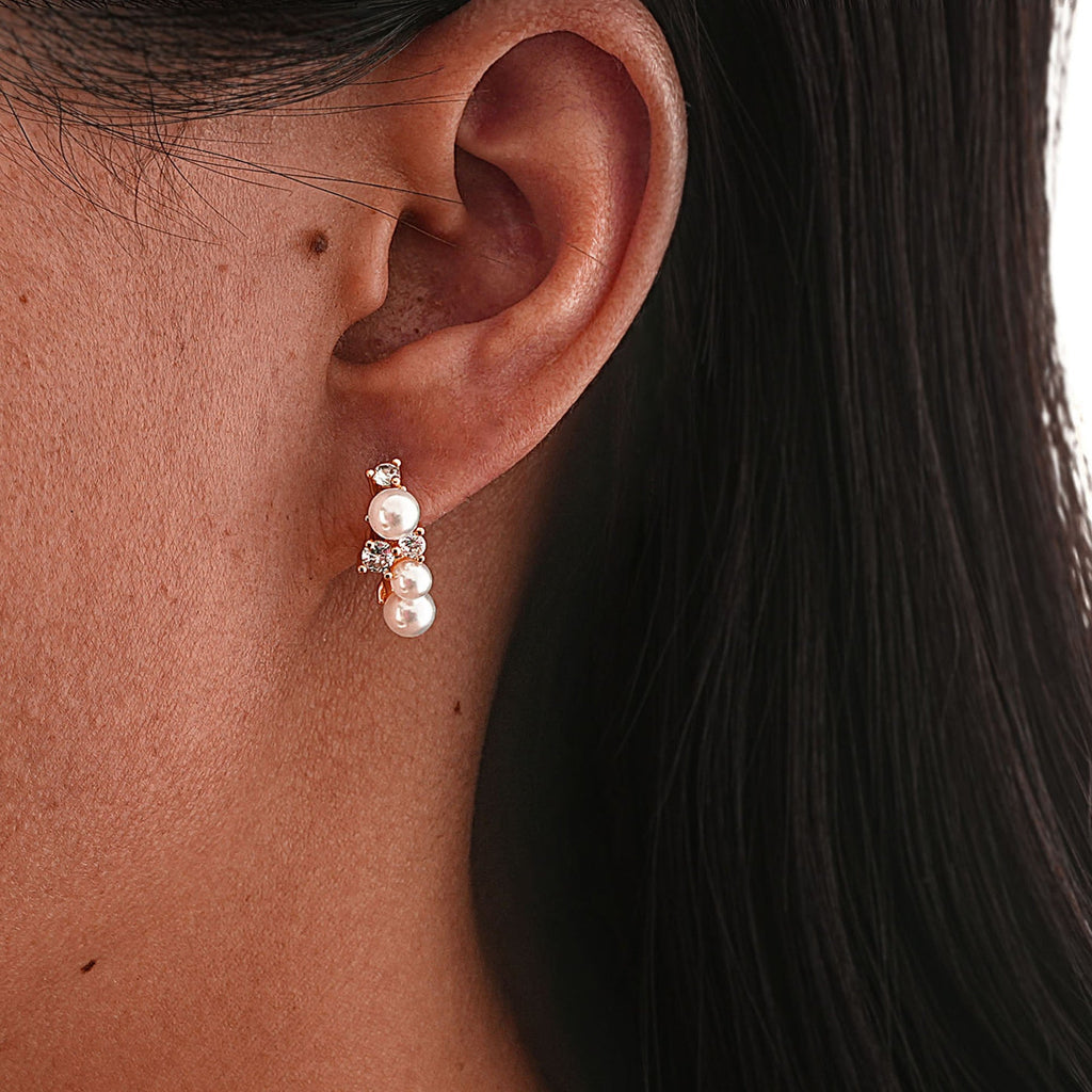 Stunning Pearl Earring for Daily Wear