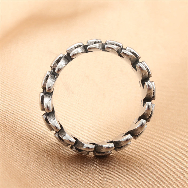 Classic Ring with Timeless Appeal