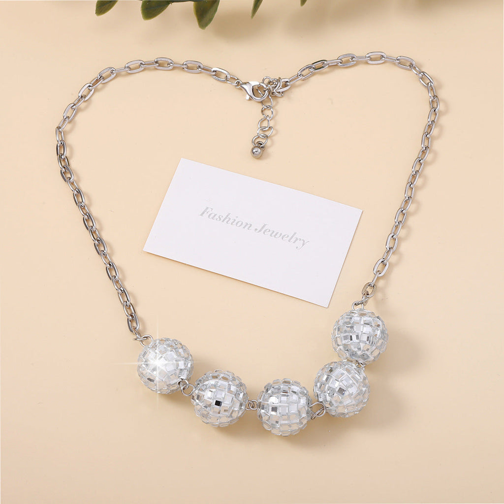 Elegant Pendant for Every Occasion