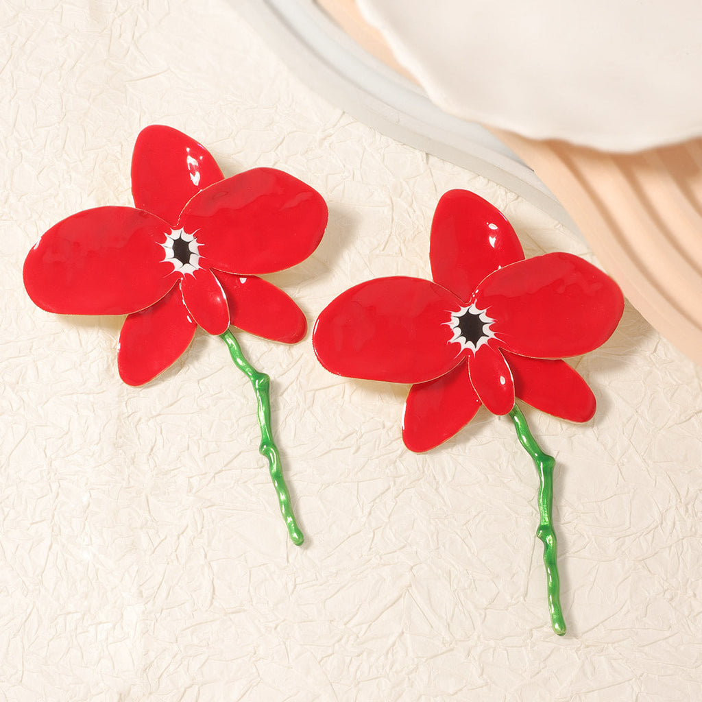 Classic Earring with Timeless Appeal
