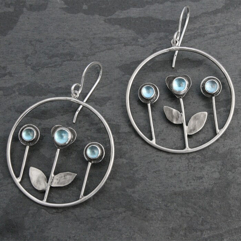 Charming Earring for Any Occasion