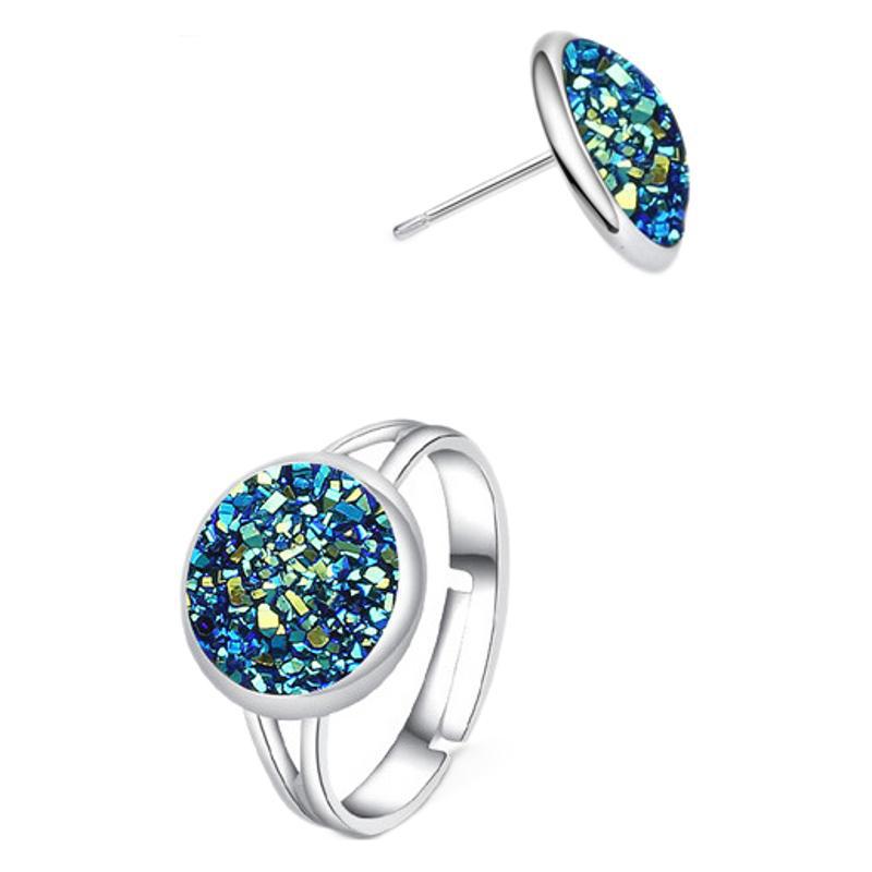 Beautiful Silver Earring with Unique Style