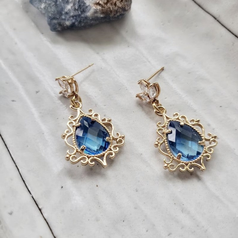 Classic Earring with Timeless Appeal