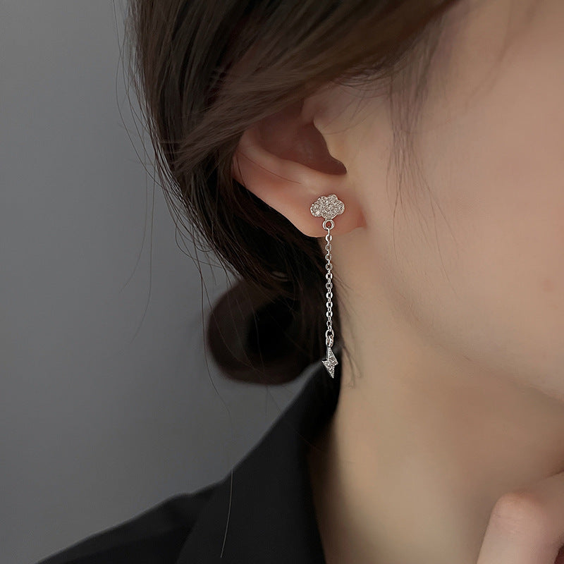Charming Earring for Any Occasion