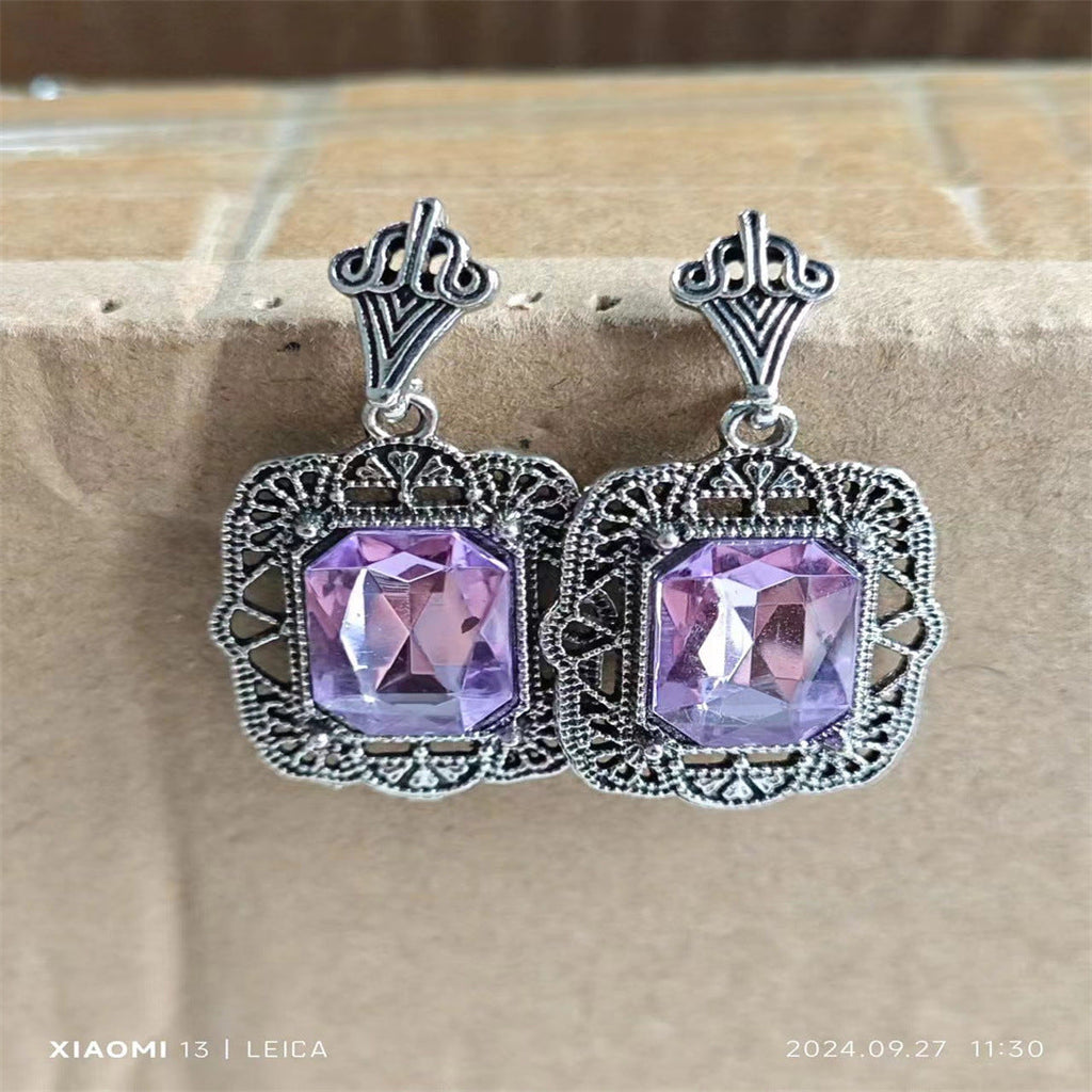 Classic Earring with Timeless Appeal