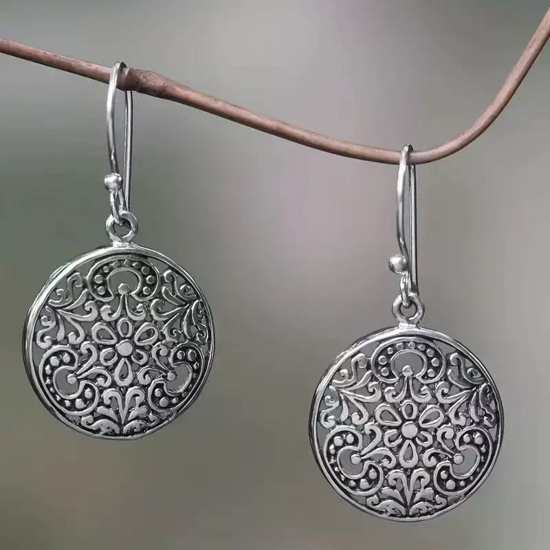 Vintage Handmade Earring