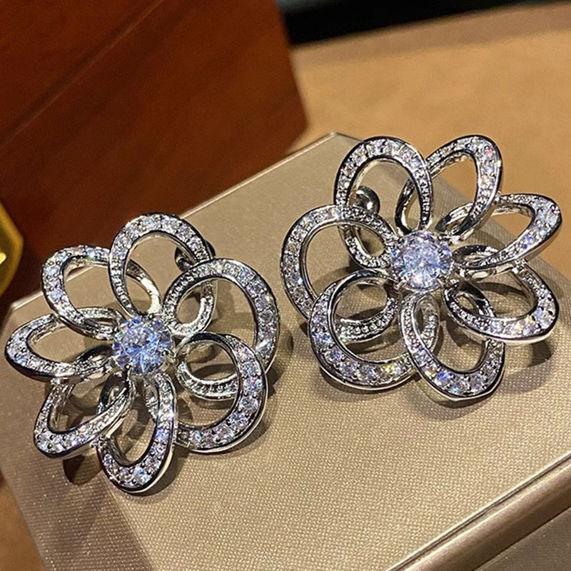 Elegant Earring for Every Occasion
