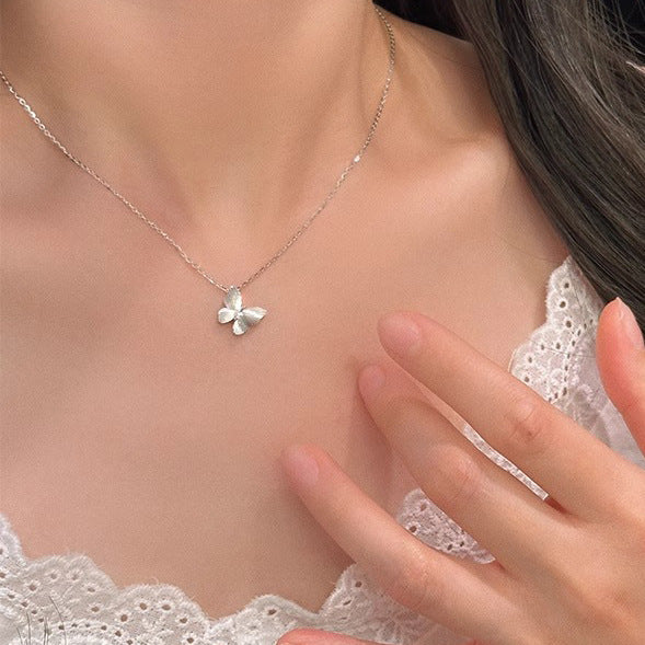 Romantic Necklace for Special Moments