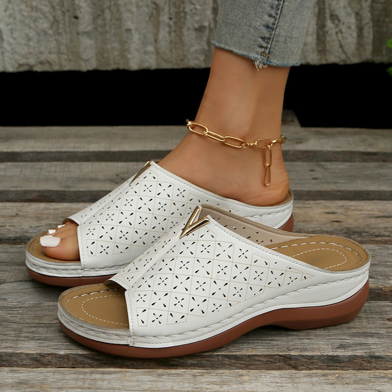 Chic Orthopedic Sandals with Unique Design