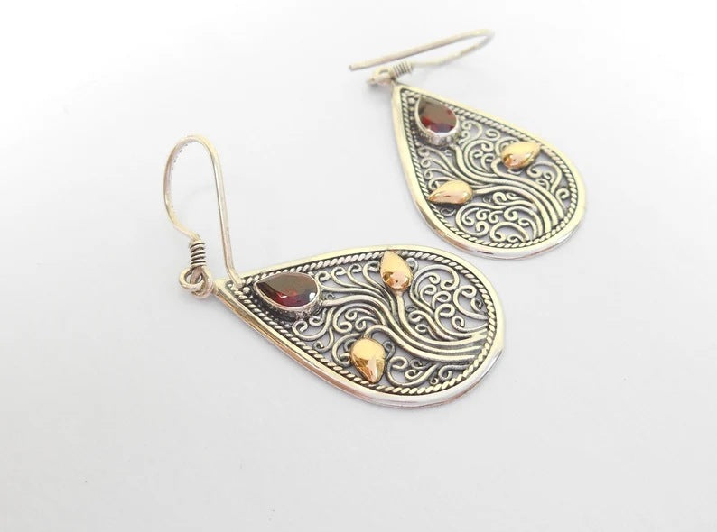 Vintage Handmade Earring