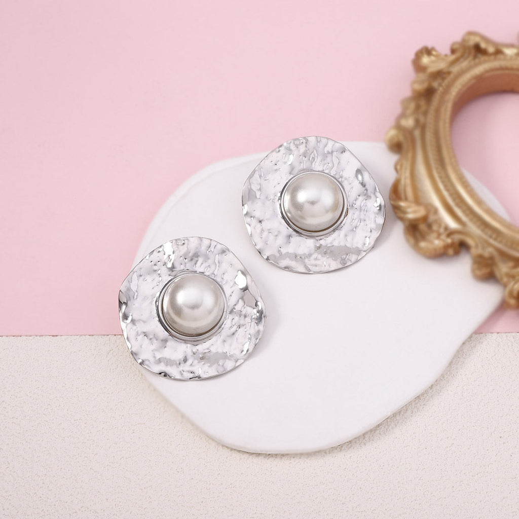 Delicate Artisan Pearl Earring