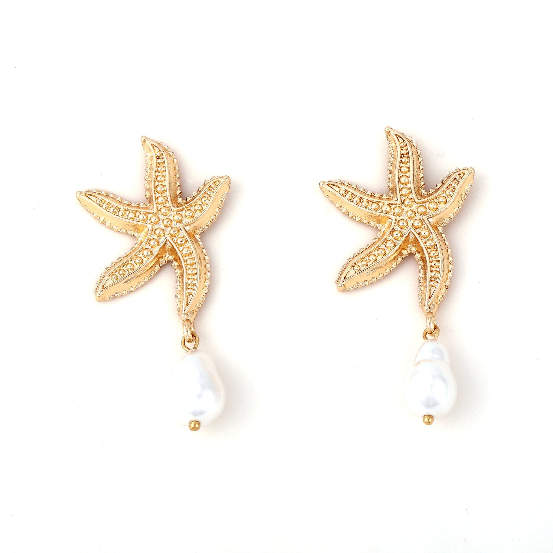 Romantic Pearl Earring for Special Moments