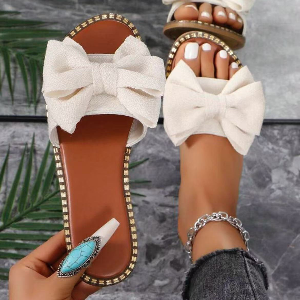 Chic Orthopedic Sandals with Unique Design
