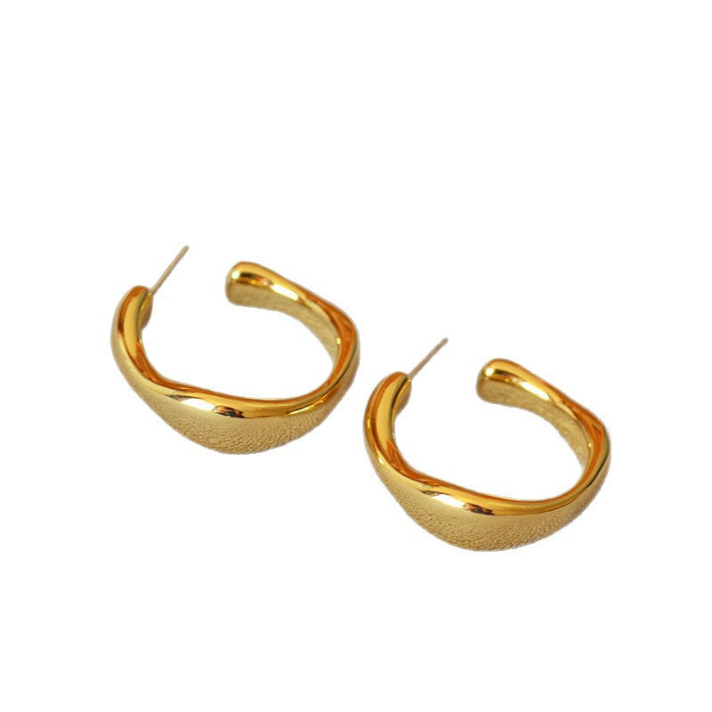 Stunning Gold Earring for Daily Wear