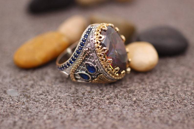 Romantic Gold Ring for Special Moments