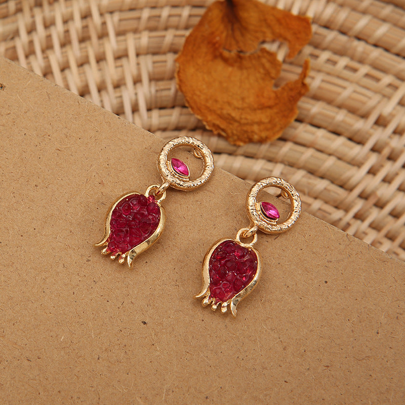 Charming Earring for Any Occasion