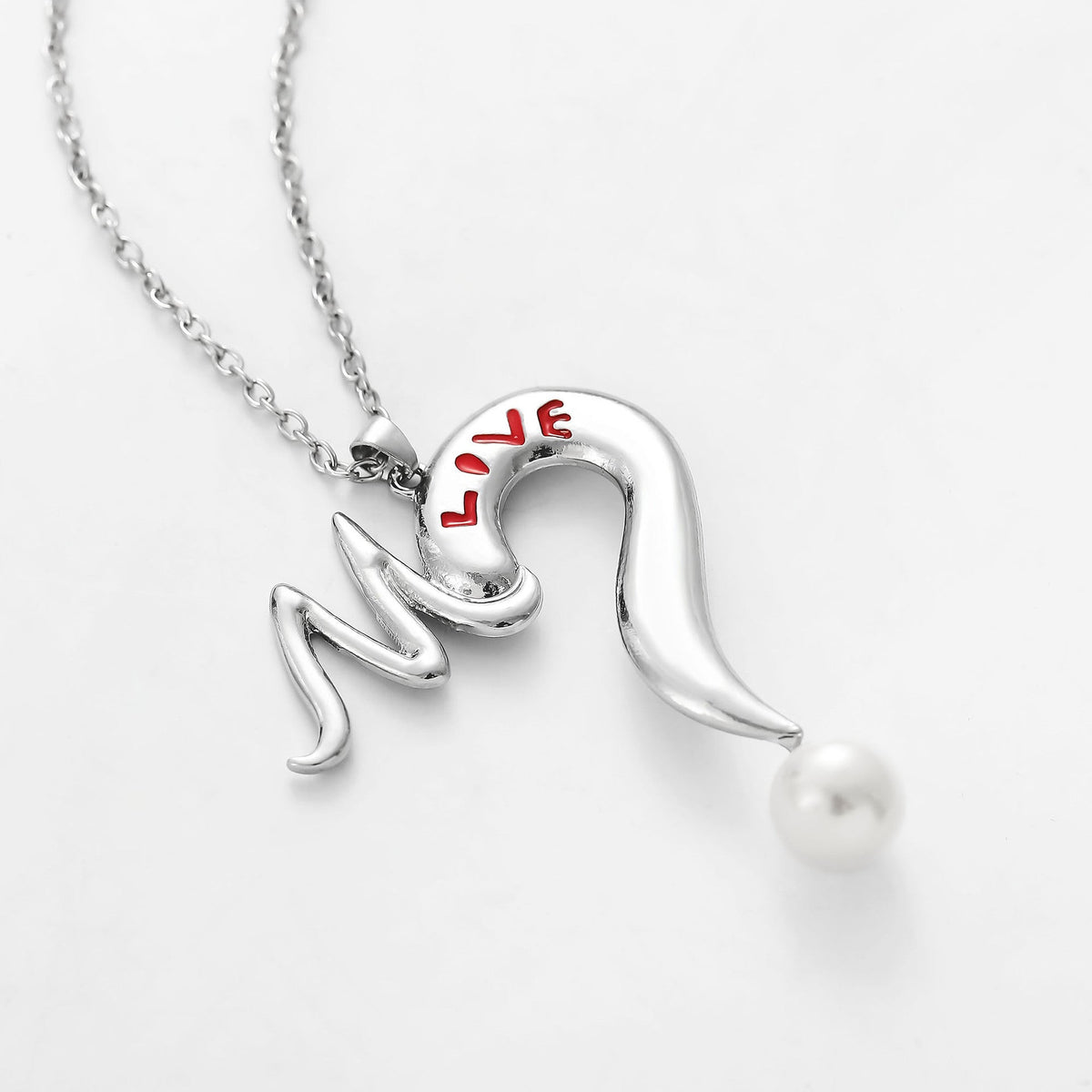 Charming Pearl Necklace for Any Occasion