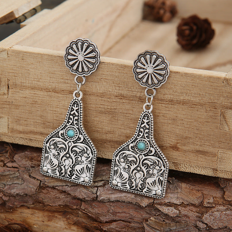 Classic Earring with Timeless Appeal