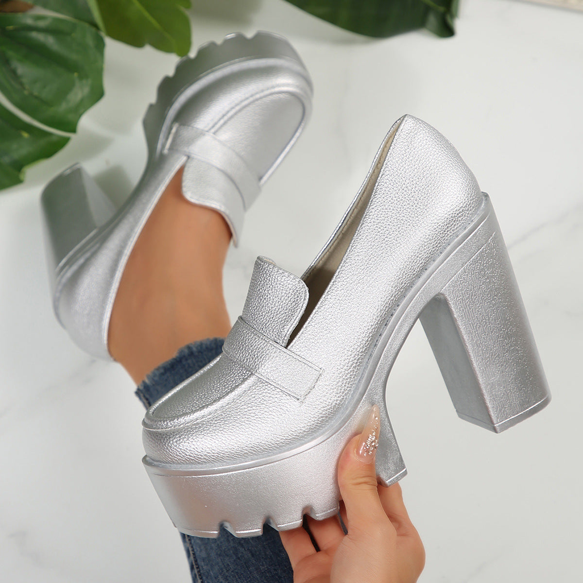 Graceful Orthopedic Heels for Modern Look