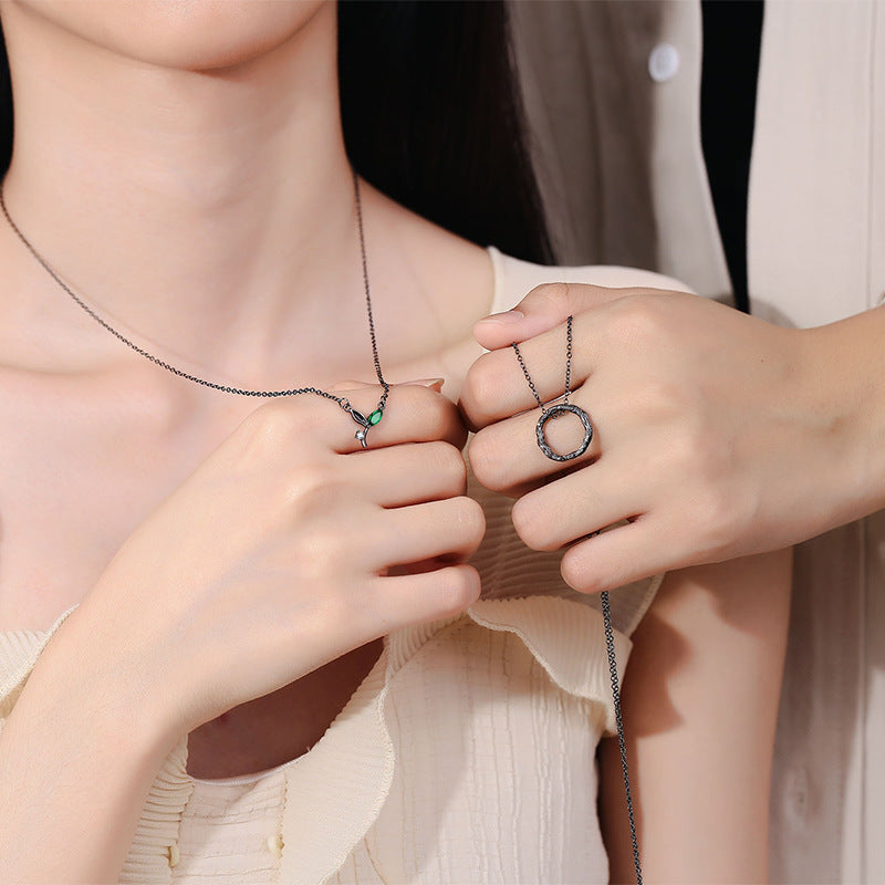 Stunning Gold Necklace for Daily Wear