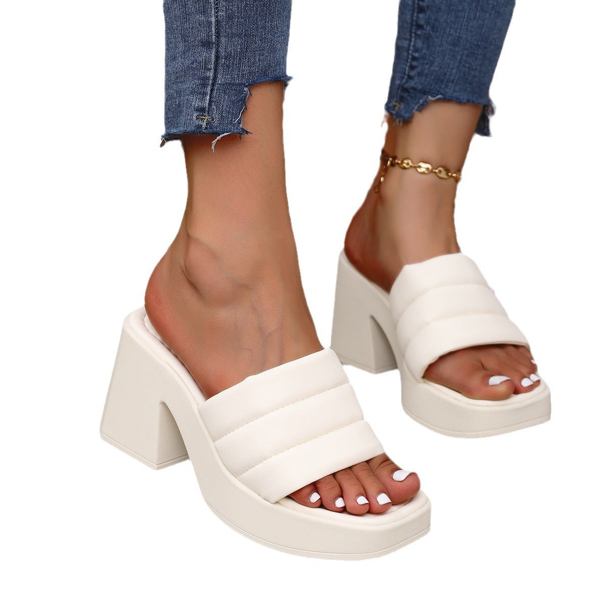 Graceful Orthopedic Sandals for Modern Look