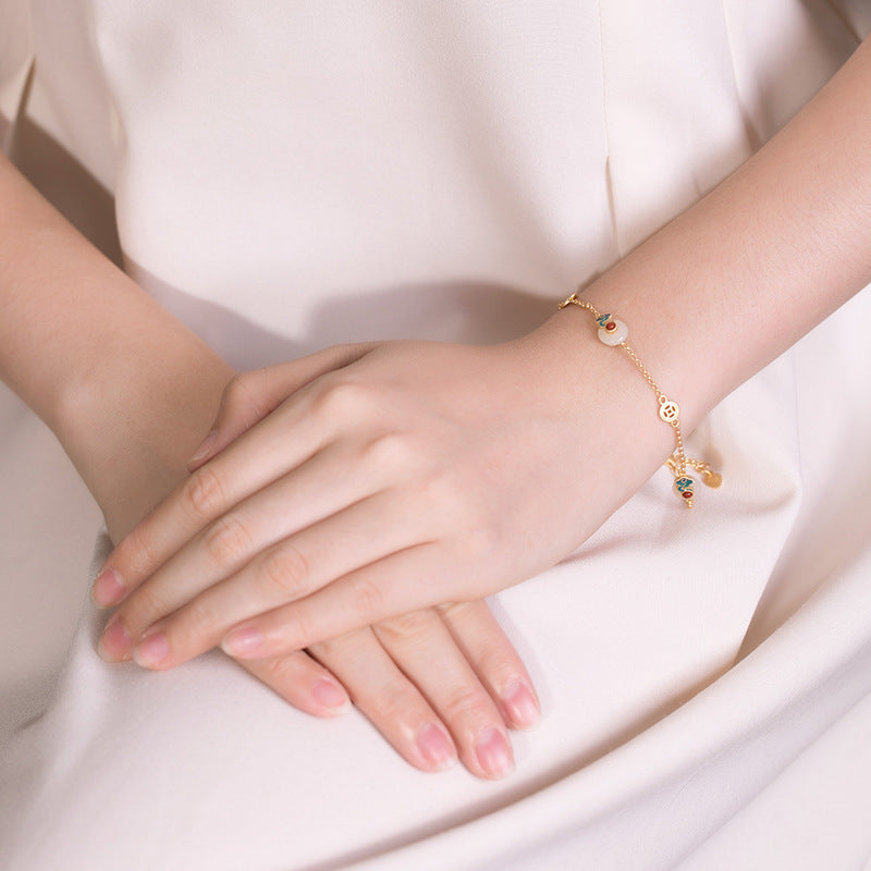 Stunning Silver Bracelet for Daily Wear