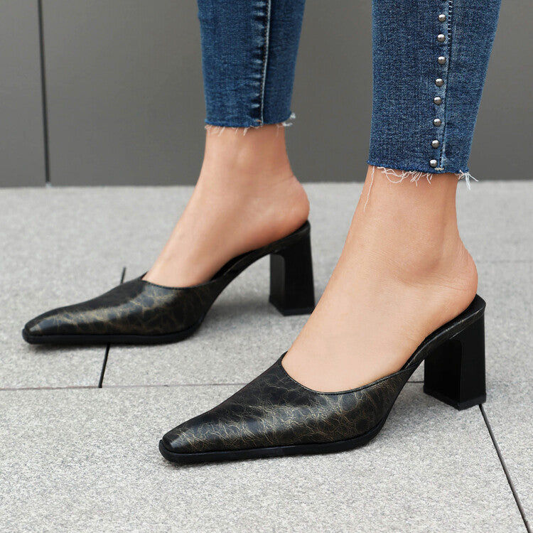 Graceful Orthopedic Sandals for Modern Look