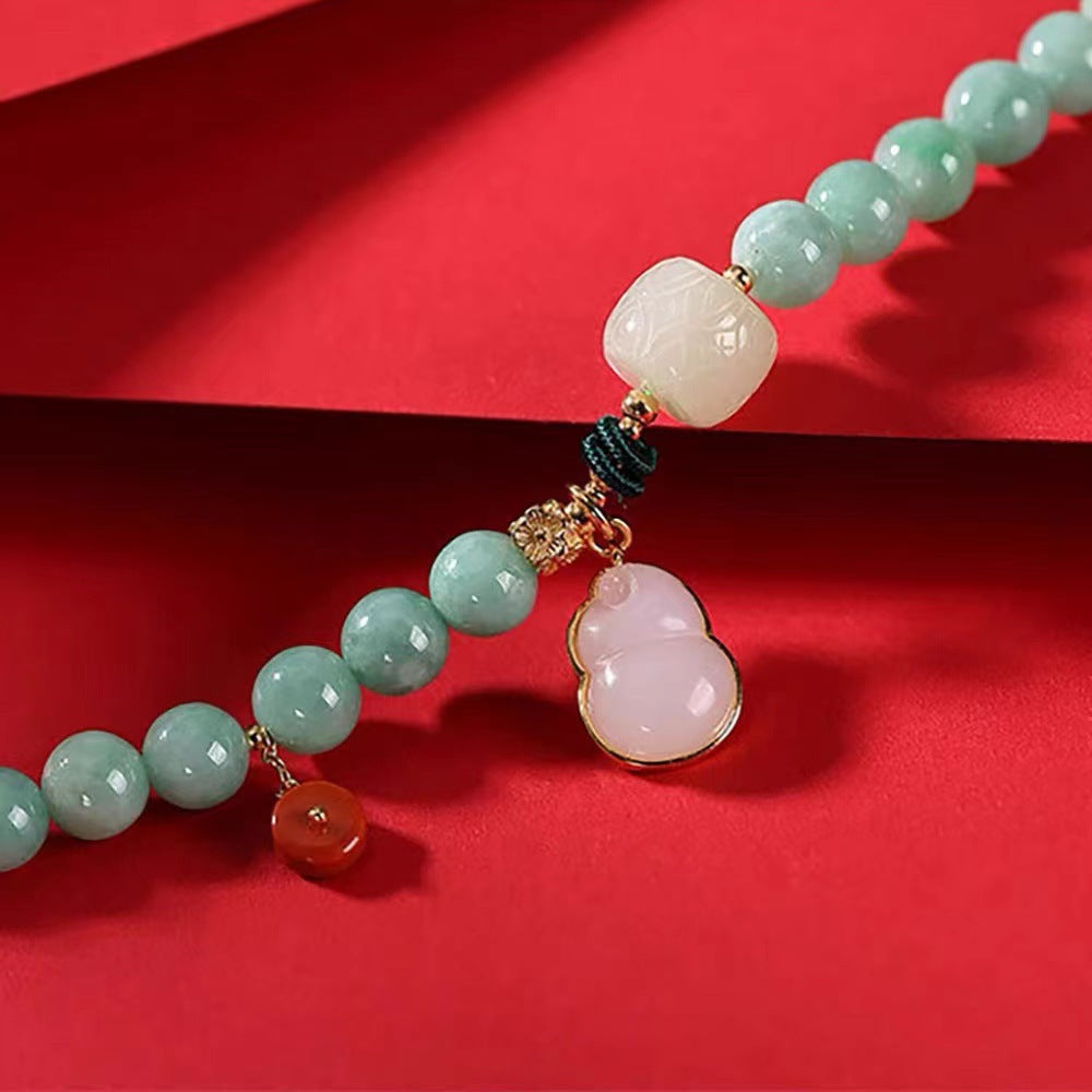 Classic Silver Bracelet with Timeless Appeal