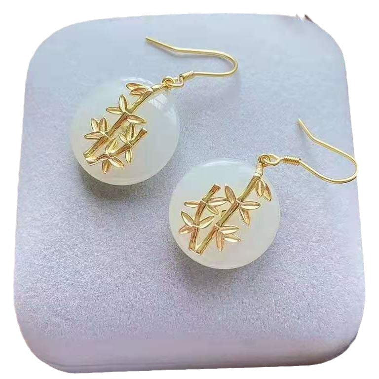 Charming Earring for Any Occasion