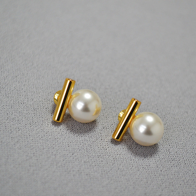 Romantic Silver Earring for Special Moments