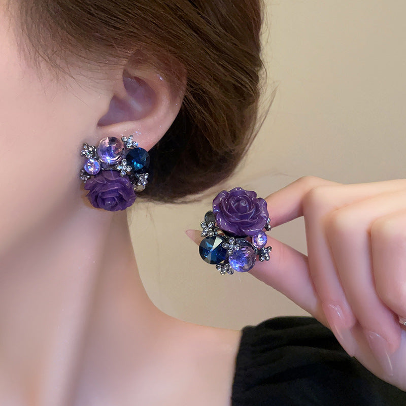 Charming Earring for Any Occasion
