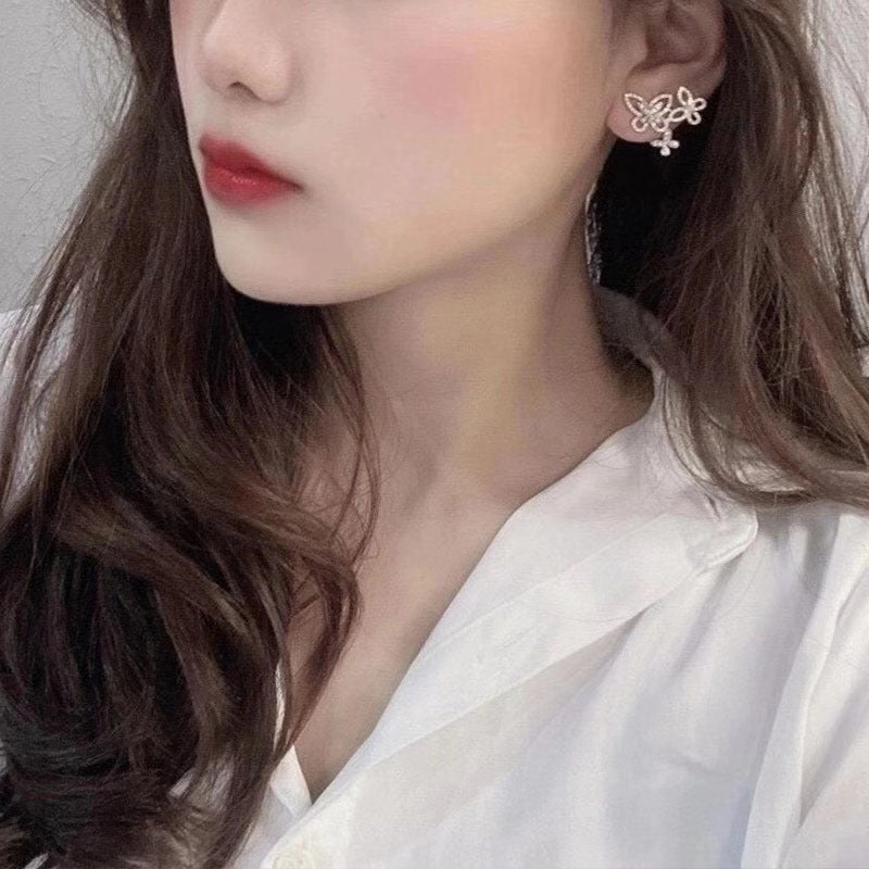 Classic Earring with Timeless Appeal