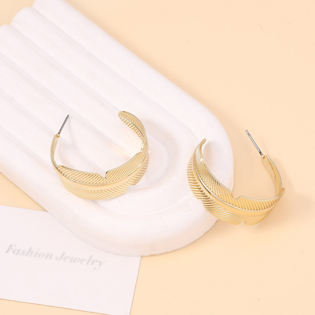 Romantic Earring for Special Moments