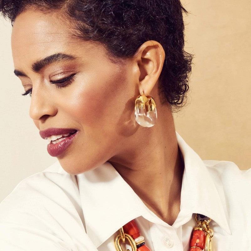 Romantic Gold Earring for Special Moments