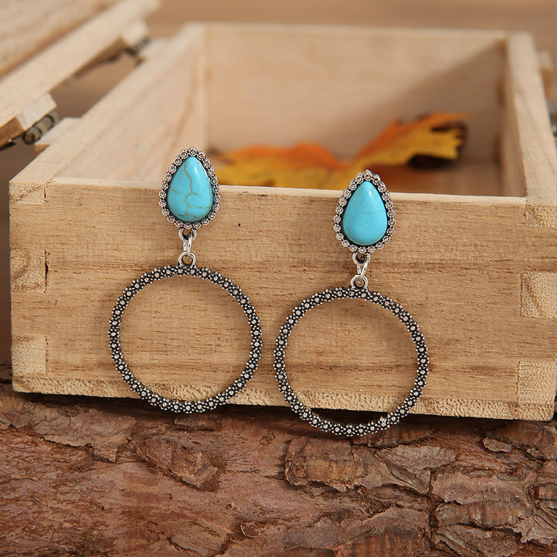 Beautiful Silver Earring with Unique Style