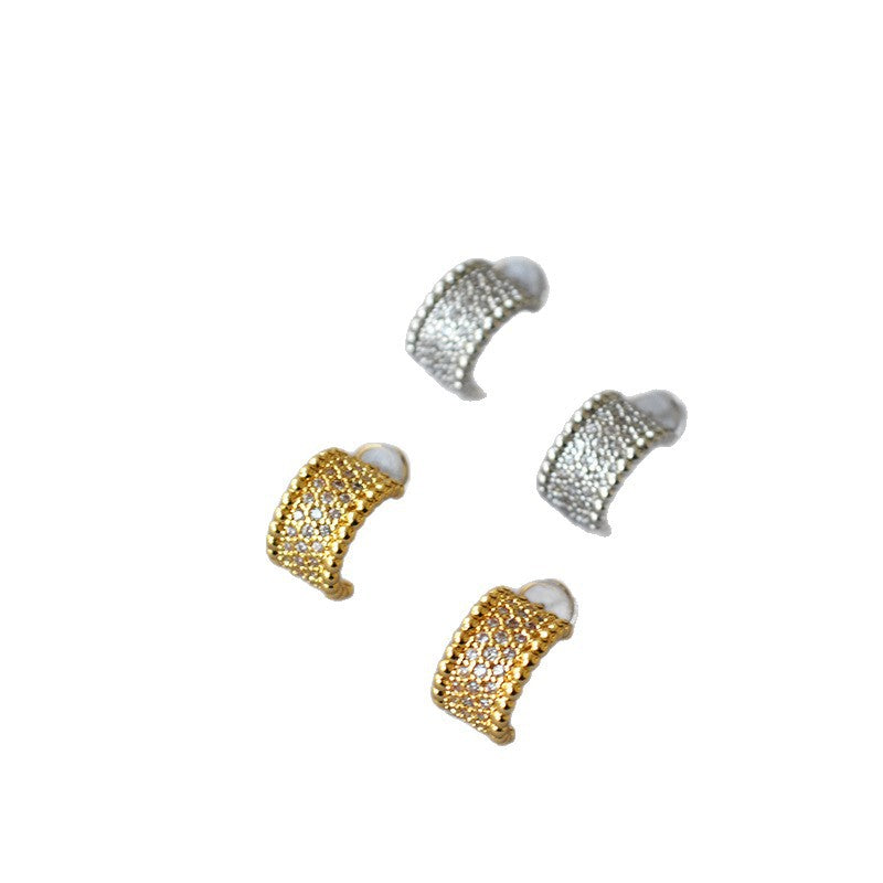 Romantic Silver Earring for Special Moments
