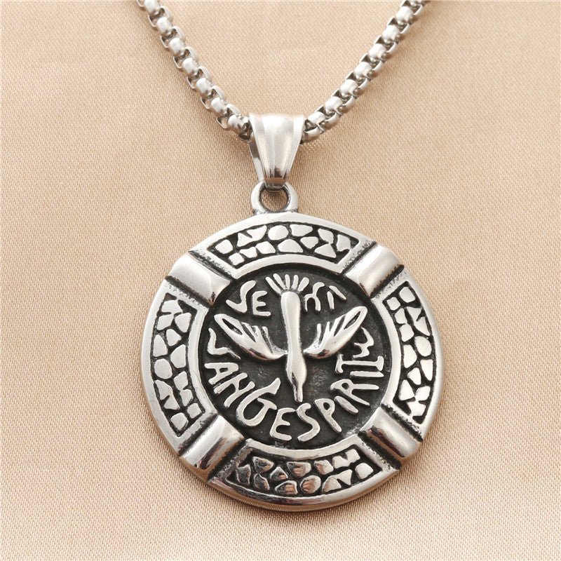 Beautiful Pendant with Unique Style