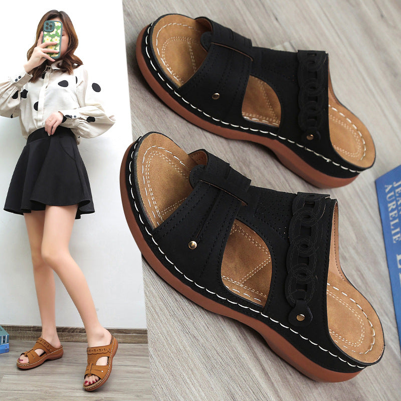 Graceful Orthopedic Sandals for Modern Look