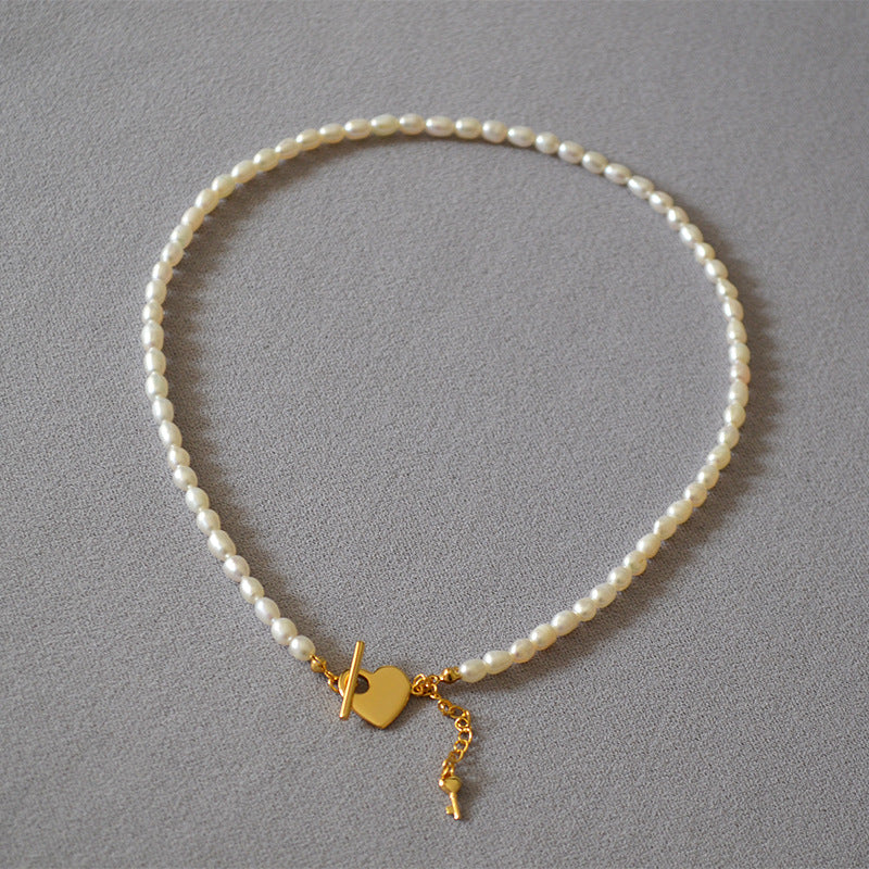 Romantic Pearl Necklace for Special Moments