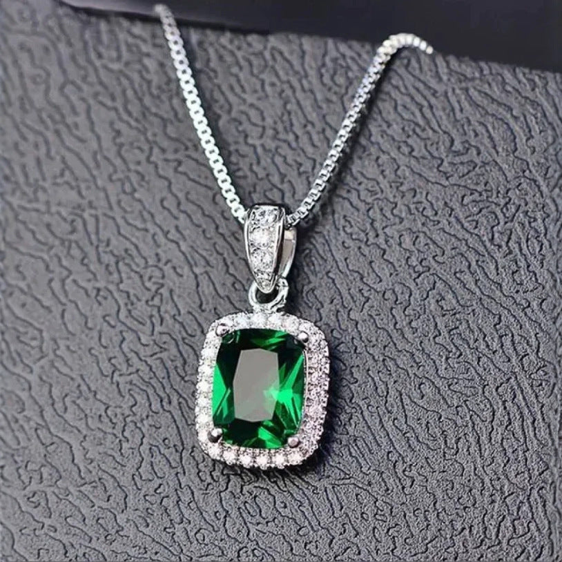 Romantic Necklace for Special Moments