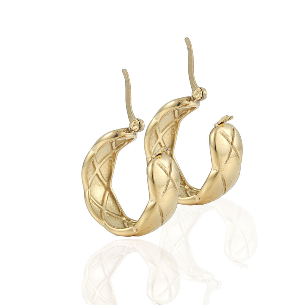 Elegant Gold Earring for Every Occasion